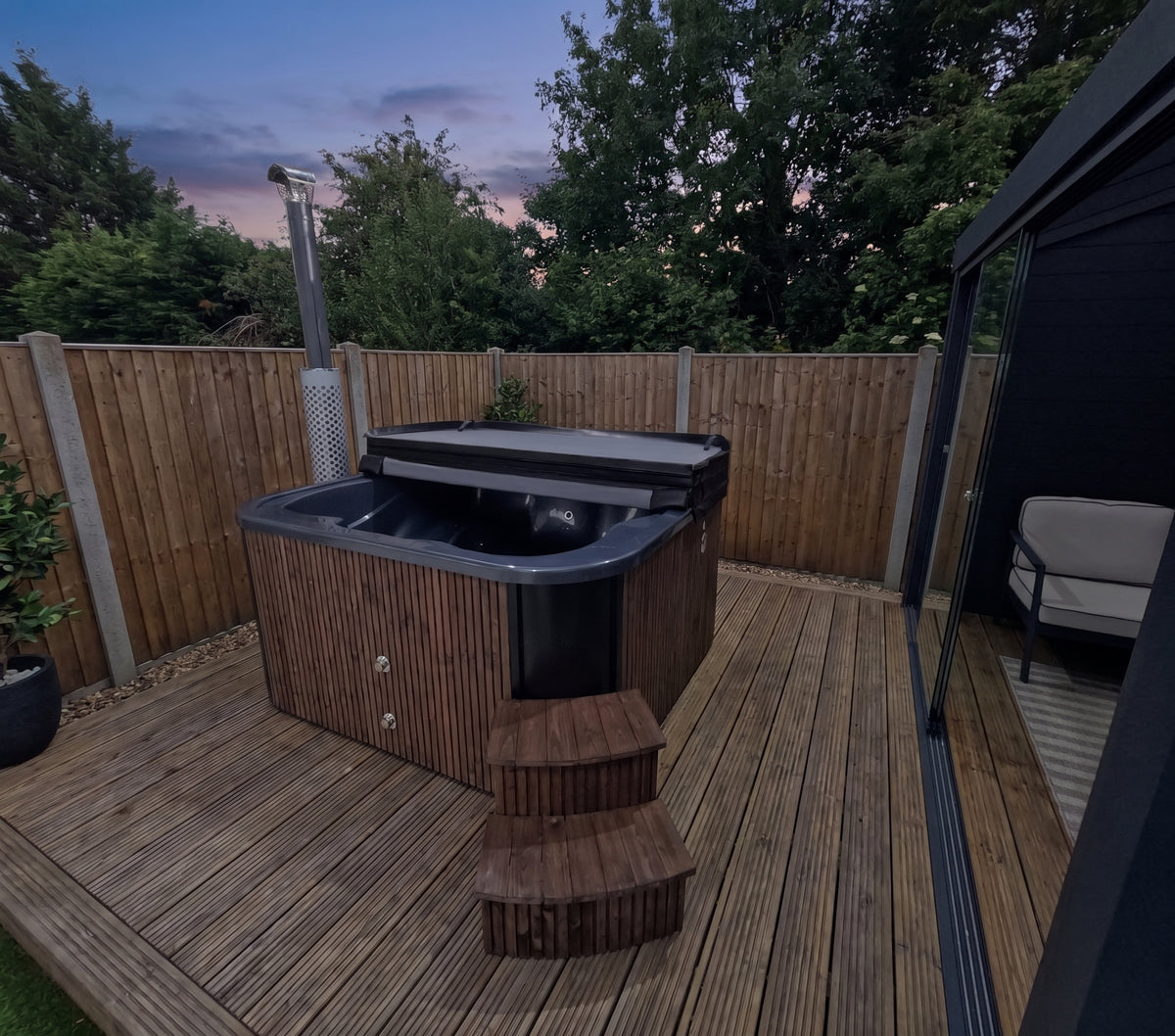 Hot Tub Azure